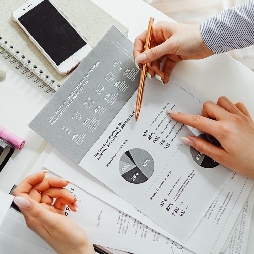 Чем интернет-магазин лучше продаж через социальные сети